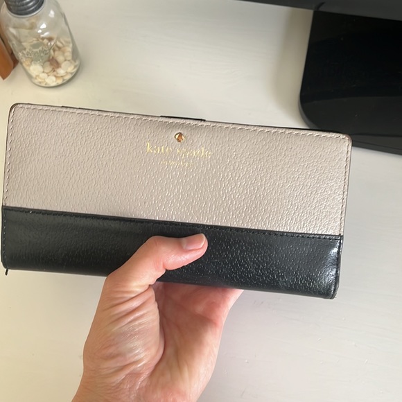 Kate Spade Wallet - Picture 5 of 5
